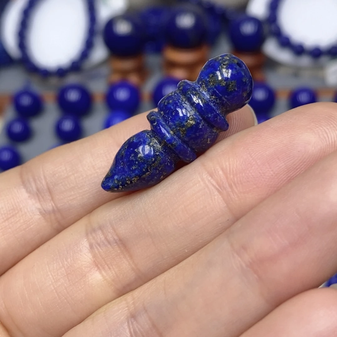 青金石未镶嵌颈饰