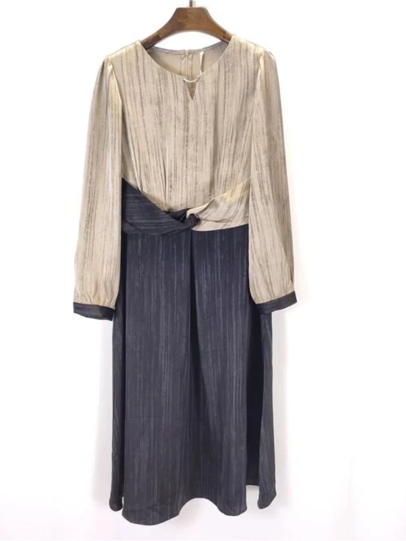 时尚收腰中长裙连衣裙休闲纯色秋季显瘦气质翻领长袖连衣裙12245