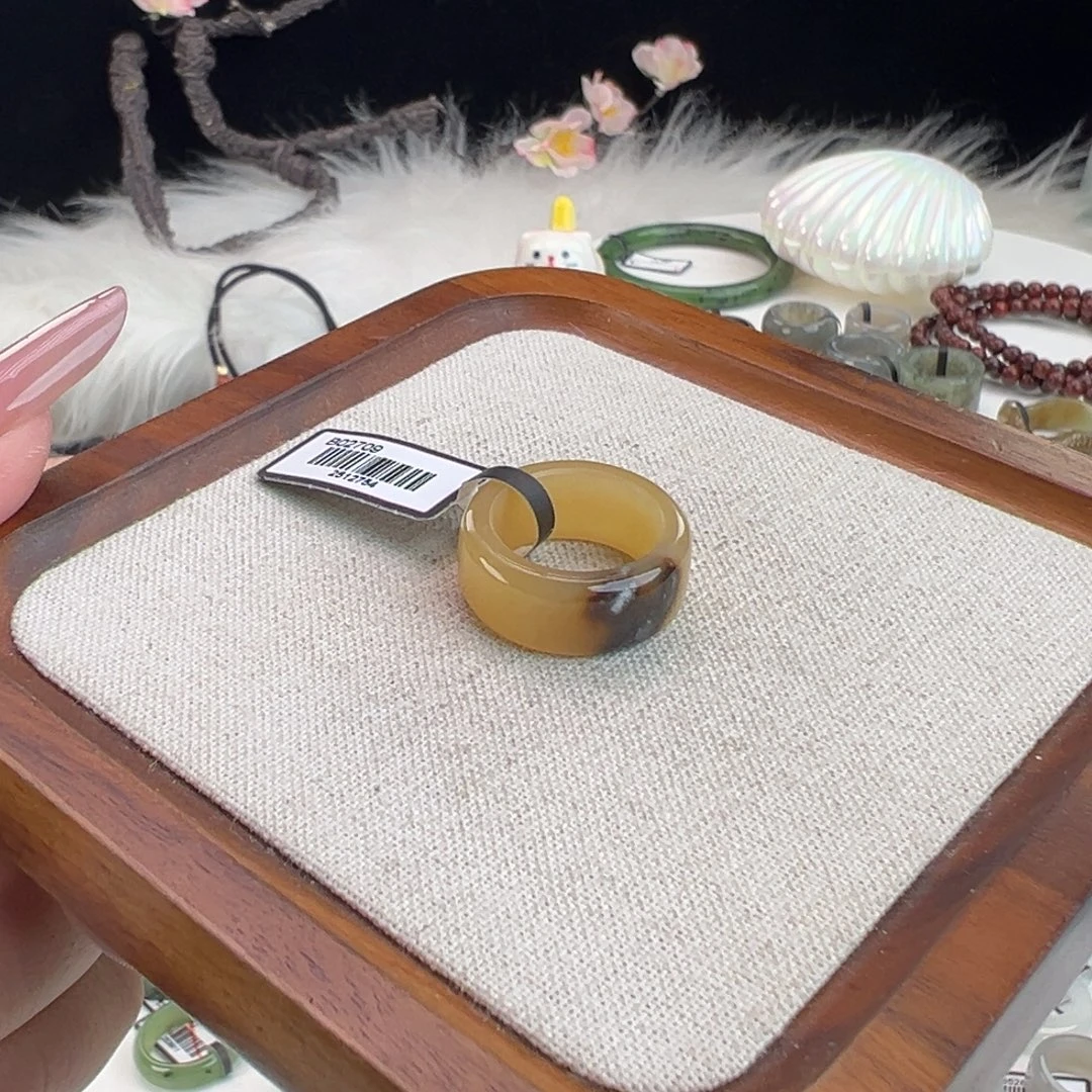 和田玉未镶嵌戒指N52金桔糖圆切直径16.4不退换