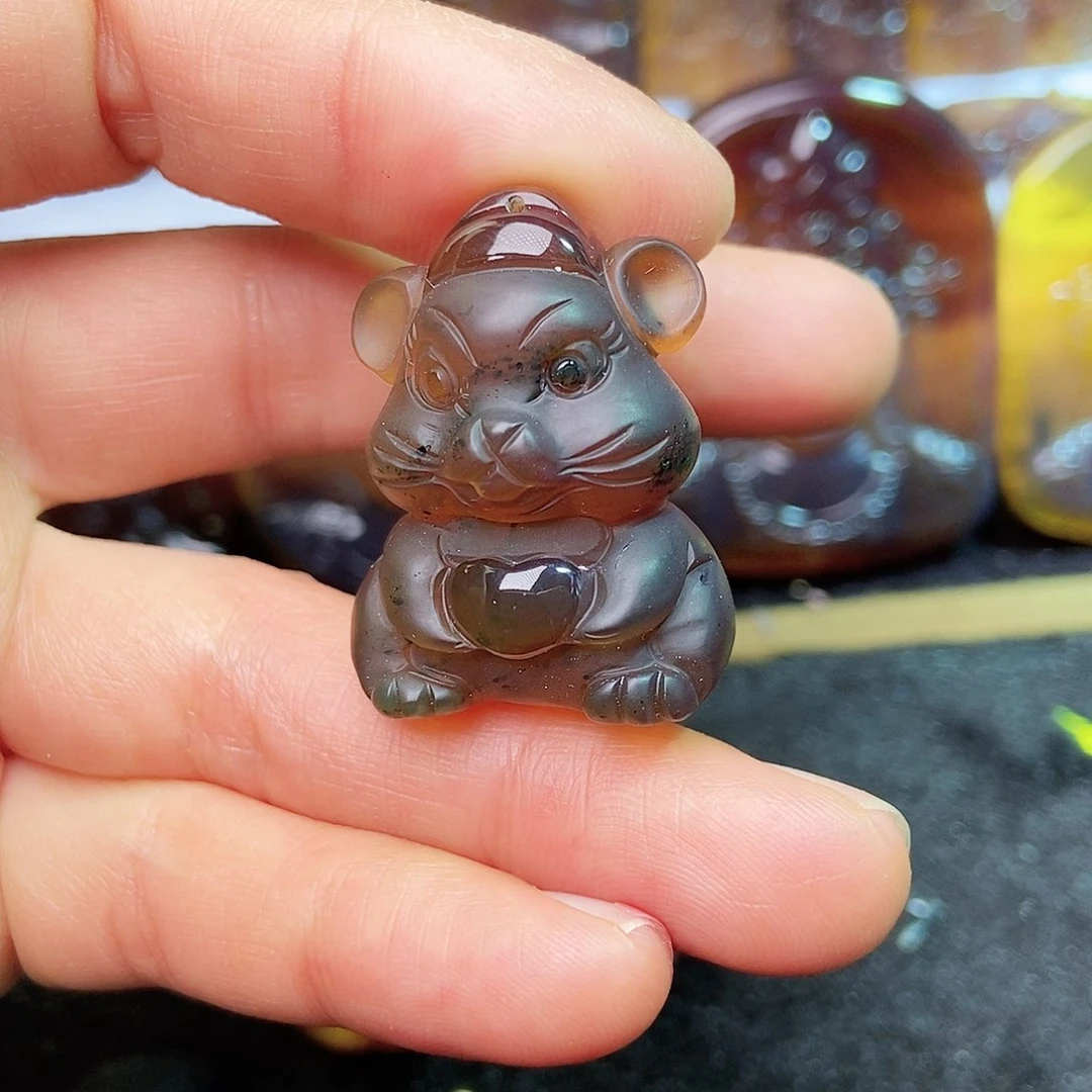 琥珀颈饰未镶嵌鼠