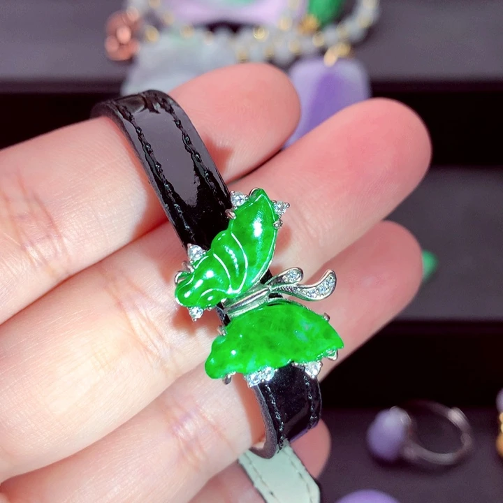 翡翠未镶嵌手绳手绳