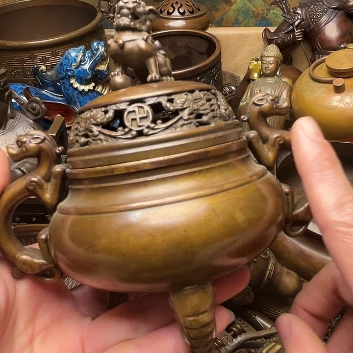 精美铜器批发档口