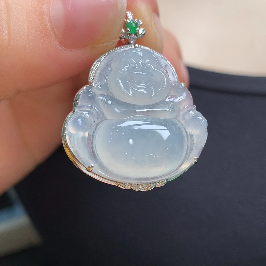 翡翠18K金镶嵌颈饰佛公