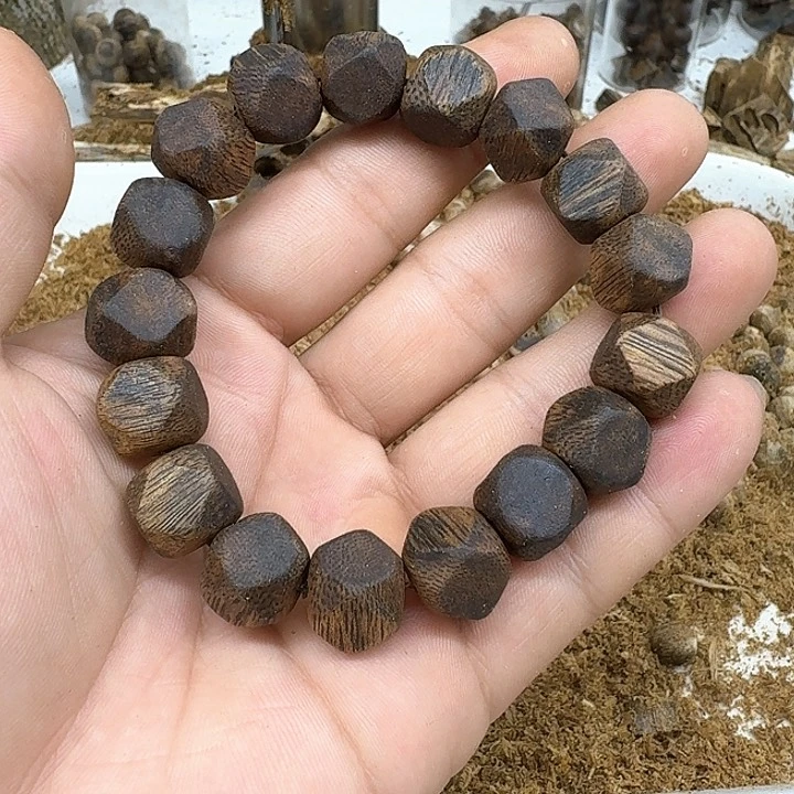 沉香碎屑沉香奇楠钻石珠1.2-16克