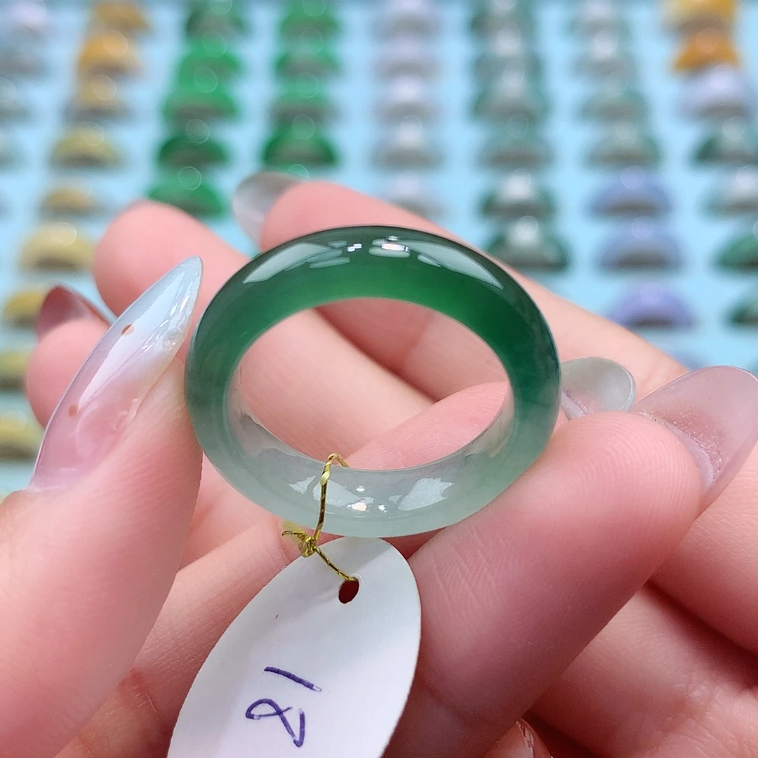 未镶嵌戒指翡翠18圈
