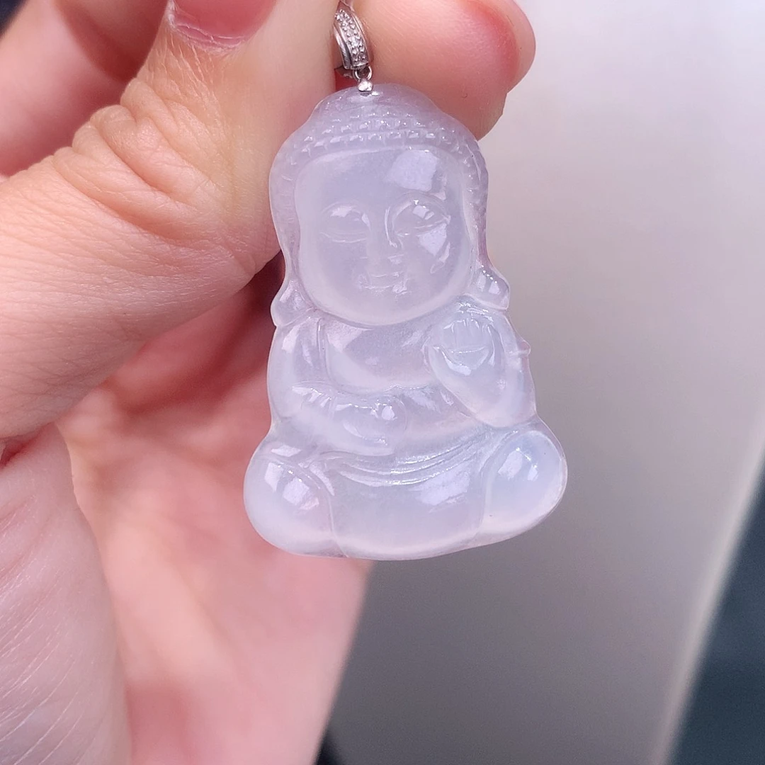 颈饰18K金镶嵌翡翠白冰宝宝佛