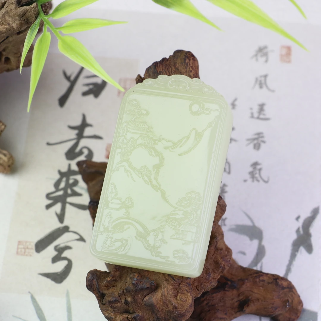 【万锦珠宝城】天然精美晴水精雕百搭无事牌吊坠