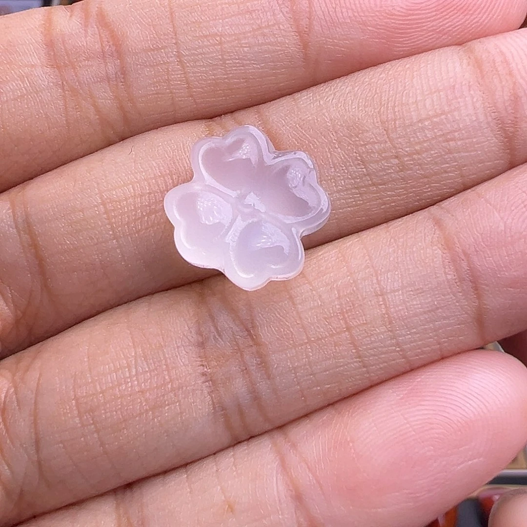 玛瑙/玉髓未镶嵌珠宝奇石川料荔枝冻四叶草13.2mm