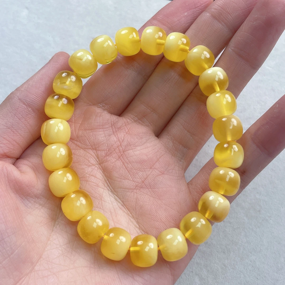 202-精品蜜蜡老型手串，9.9左右