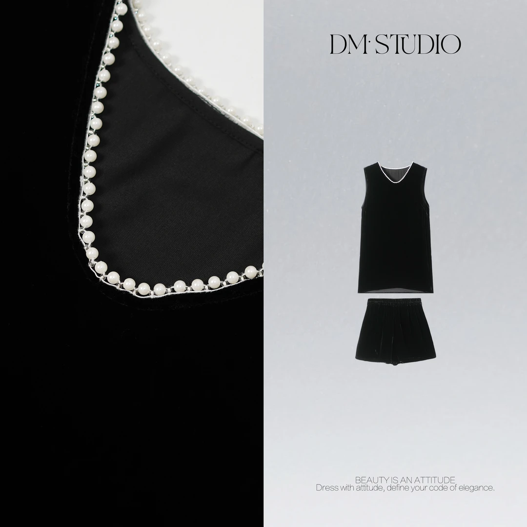 DEDM•STUDIO/精致珠领百搭减龄修身丝绒上衣+短裤套装2505TZ/2756