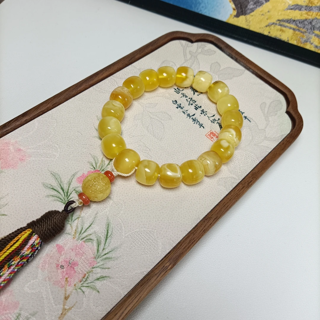 14+天然金白溶洞蜜蜡老型手持~俄料~原矿~性价比高~5194