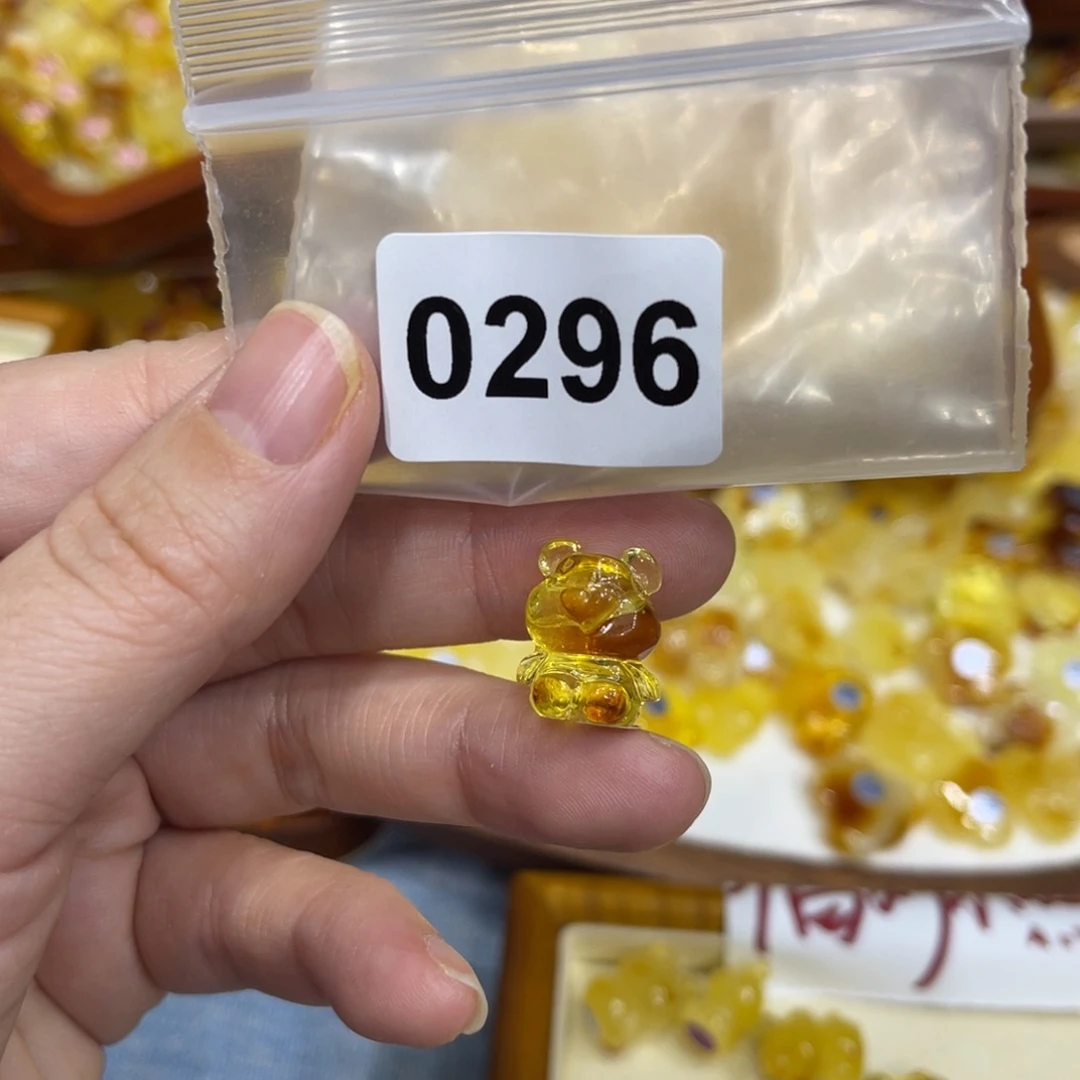 琥珀珠宝奇石未镶嵌