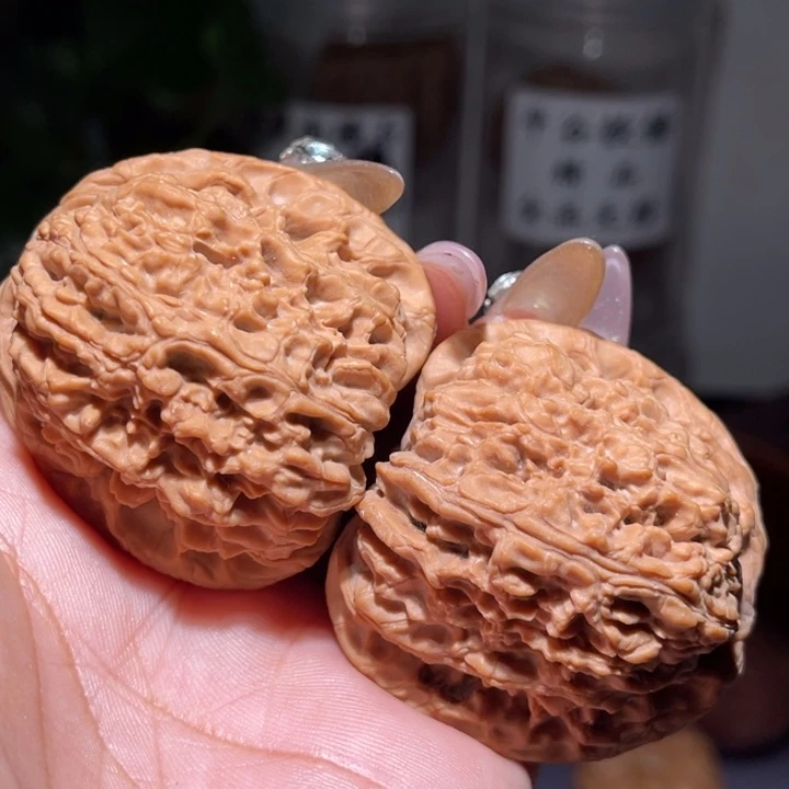 吊坠桃核           44.5