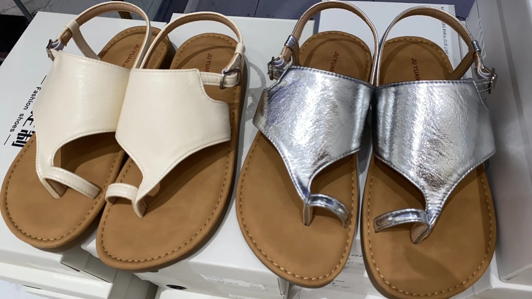 9166-13平底轻便休闲百搭凉鞋