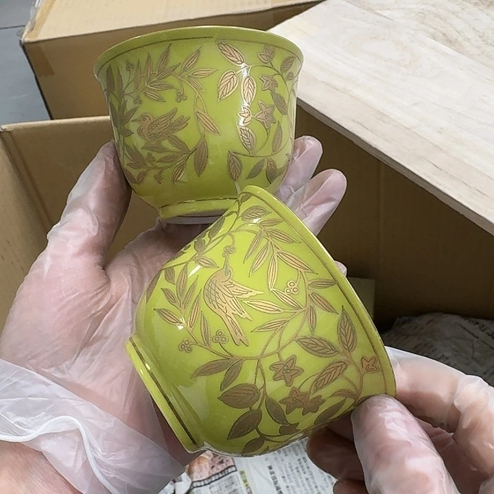 精品瓷器。