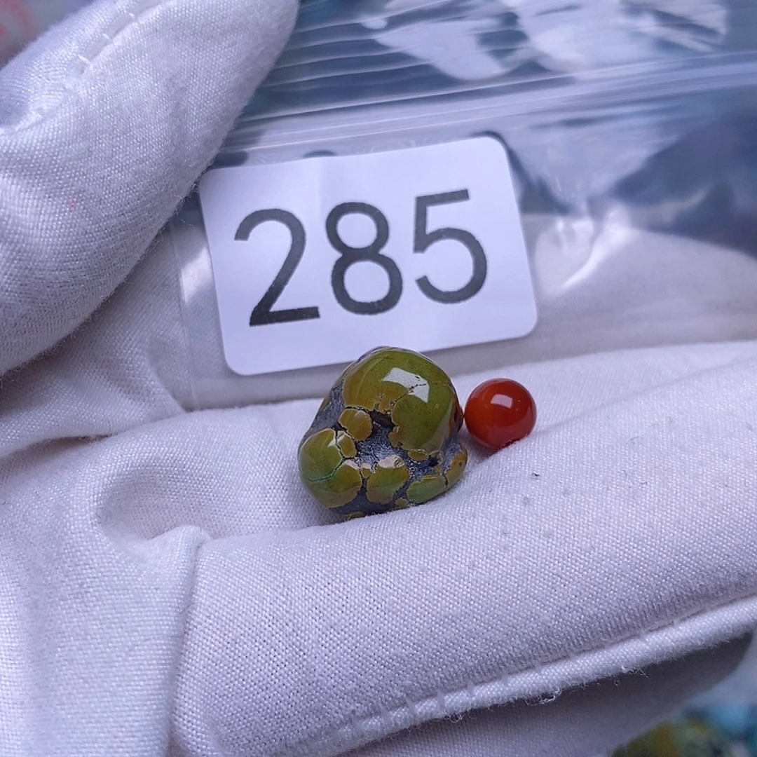 南红玛瑙未镶嵌珠宝半成品
