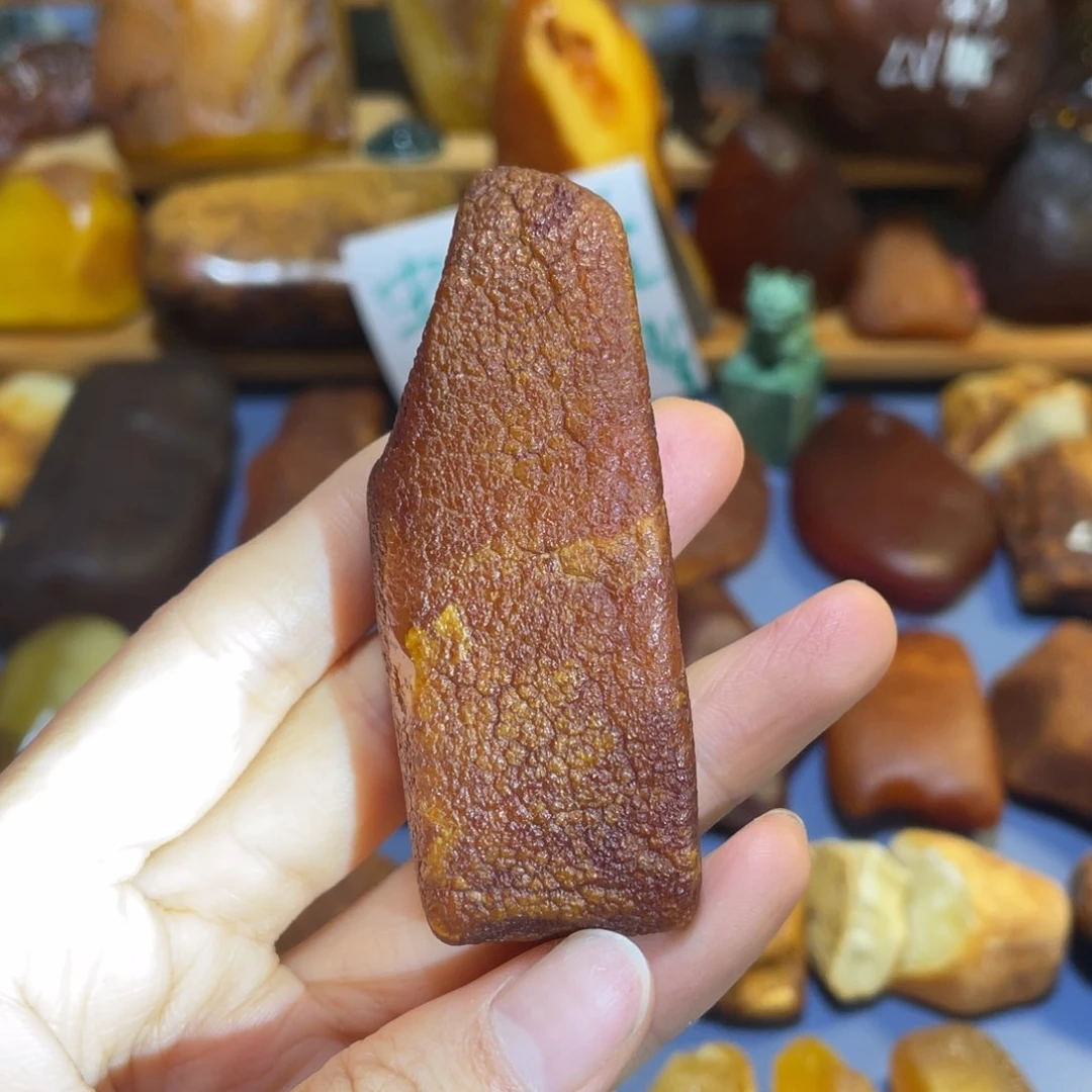 定制琥珀未镶嵌原石