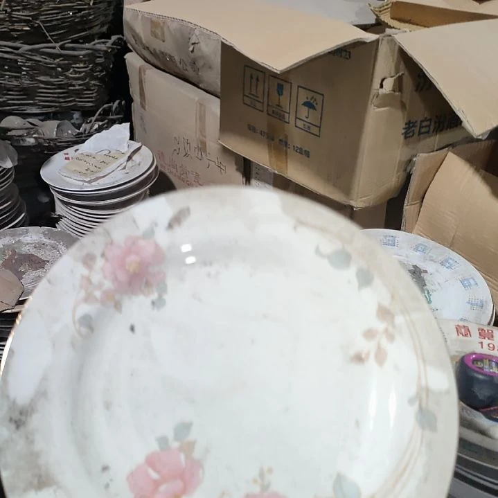 摆件陶瓷盘子碗啥都有