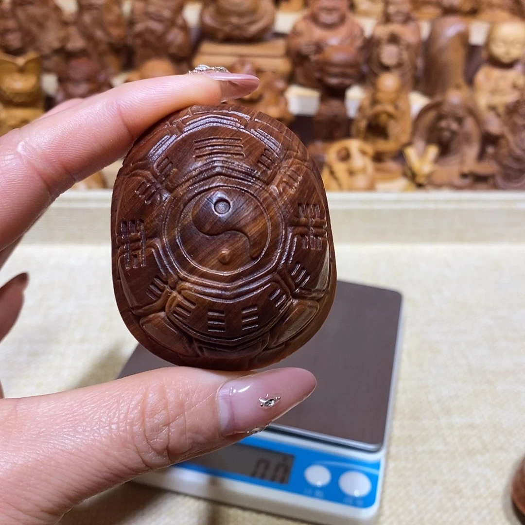 木巳***?崖柏手把件，富甲