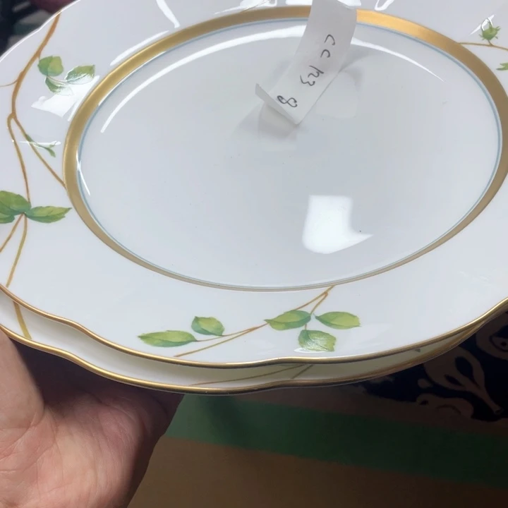 瓷片?****3瓷片哈哈哈哈哈