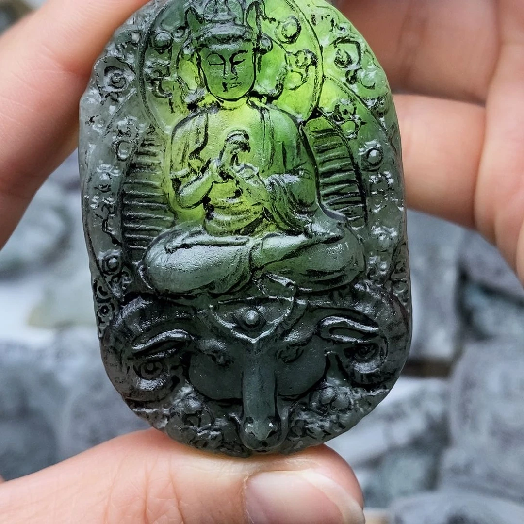 定制翡翠未镶嵌普贤菩萨