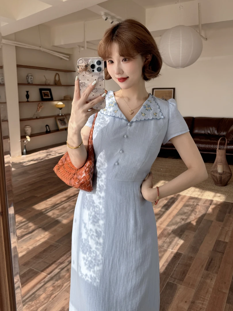 蕾英俊-知意-夏季翻领刺绣小盖袖亚麻A字裙文艺气质连衣裙-JF6314
