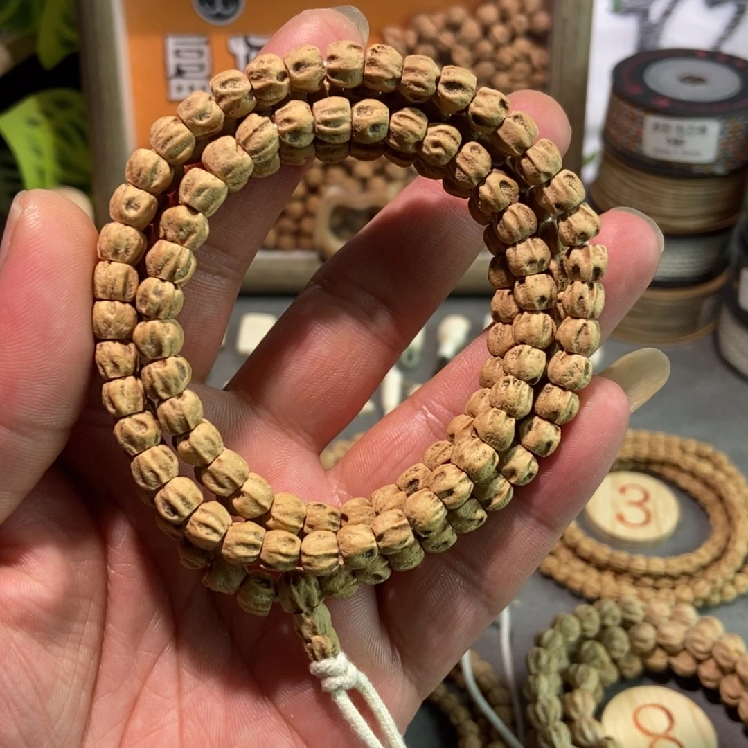 刺***绣吊坠柏香籽/百香籽