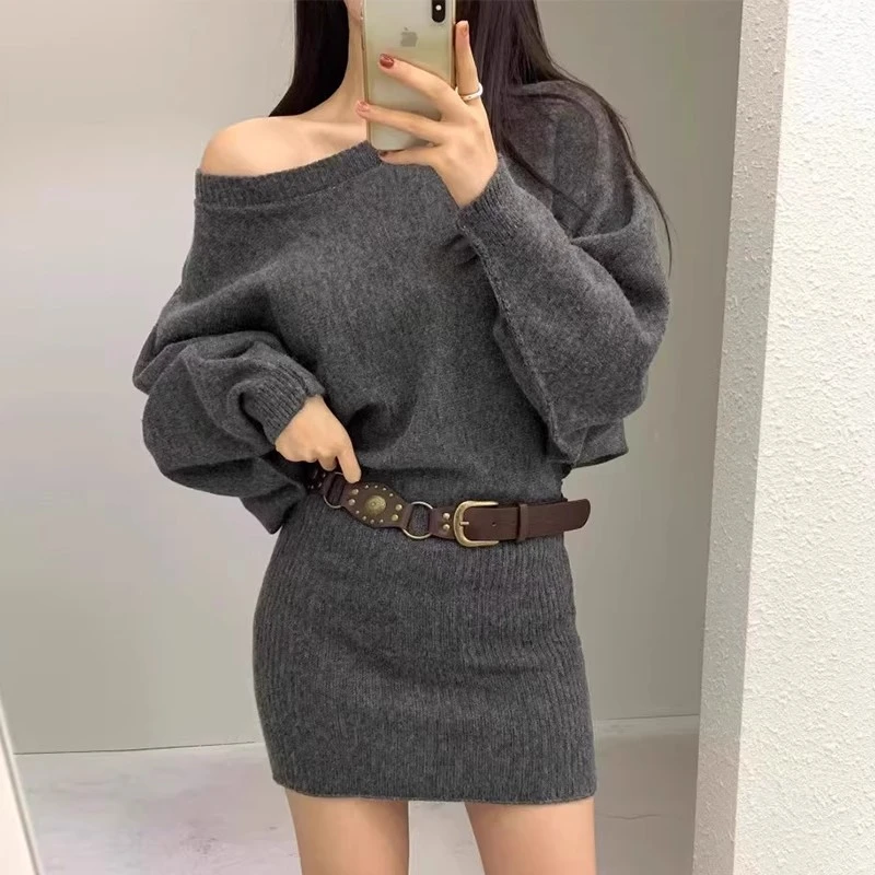 韩系斜肩慵懒蝙蝠袖针织连衣裙女秋冬高级感显身材辣妹包臀短裙
