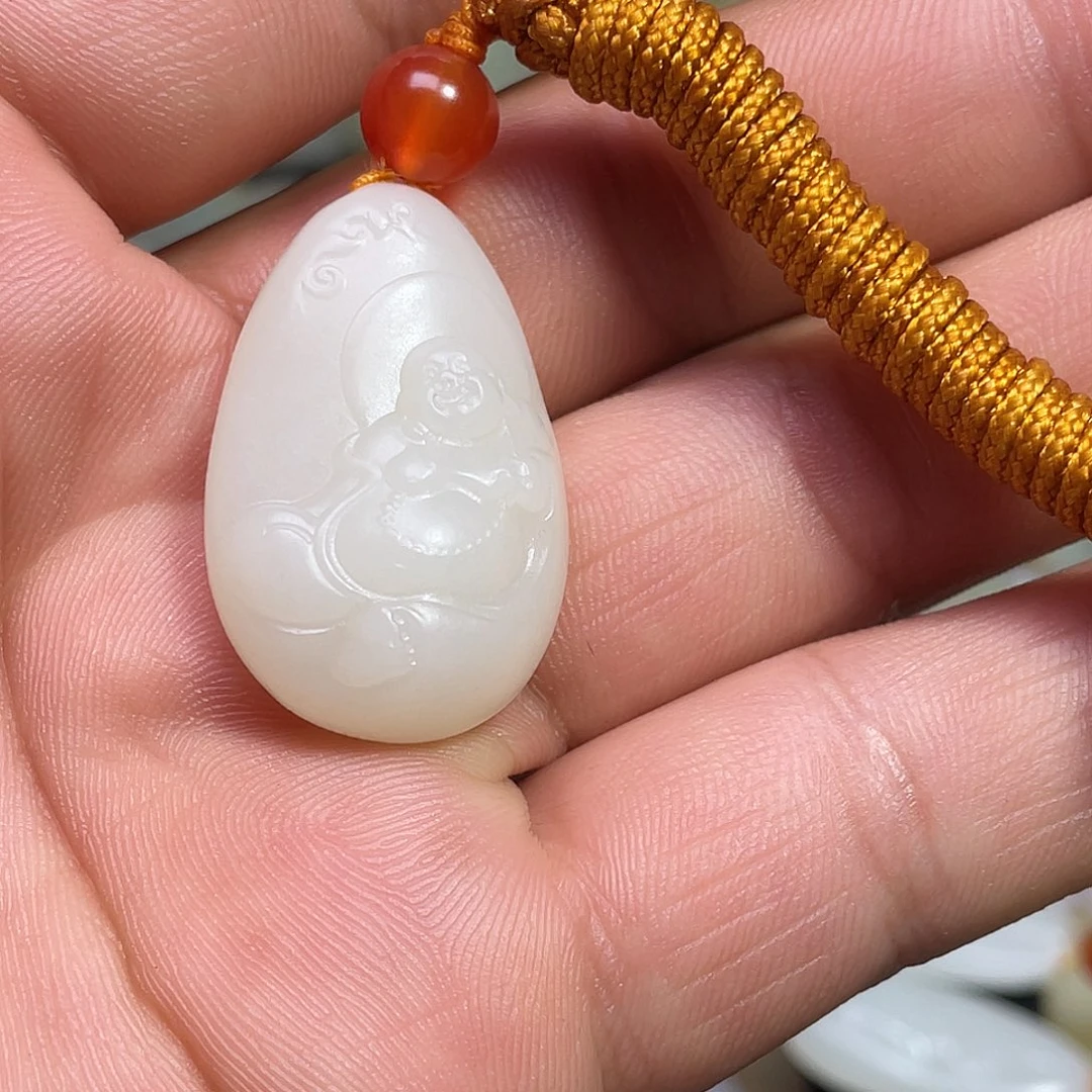 和田玉(糖玉)未镶嵌吊坠(不含链)嗯*吊坠