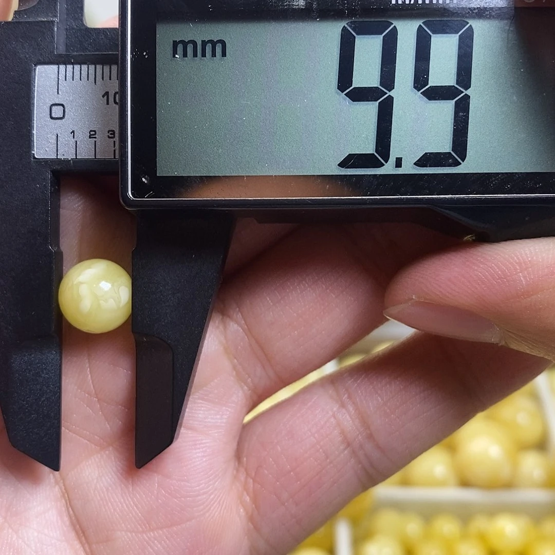 裸石琥珀未镶嵌蜜蜡圆珠