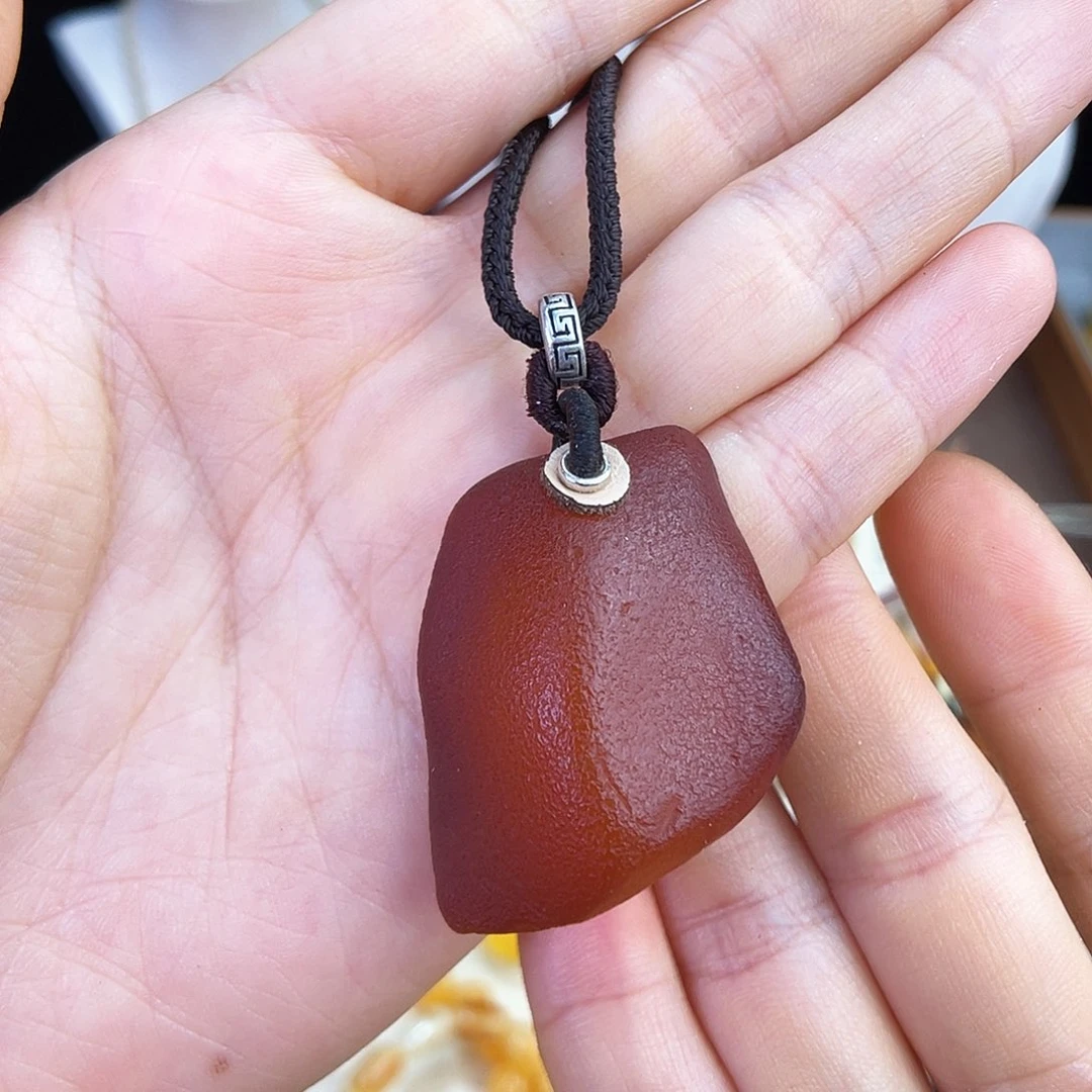 未镶嵌琥珀珠宝奇石，