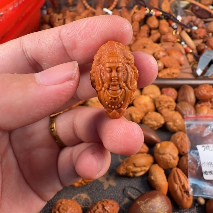 橄榄核吊坠C131观音