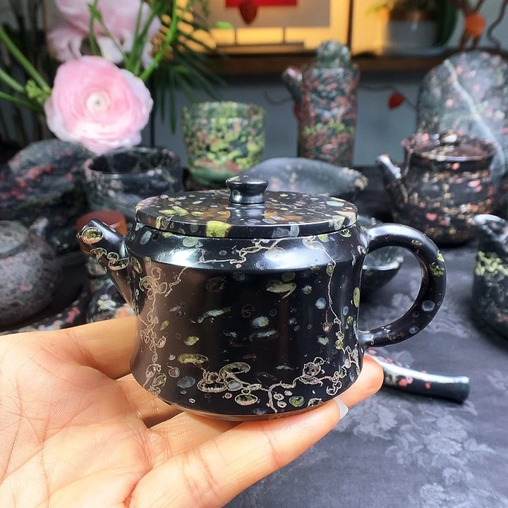 六**人安山玉安山玉安山玉