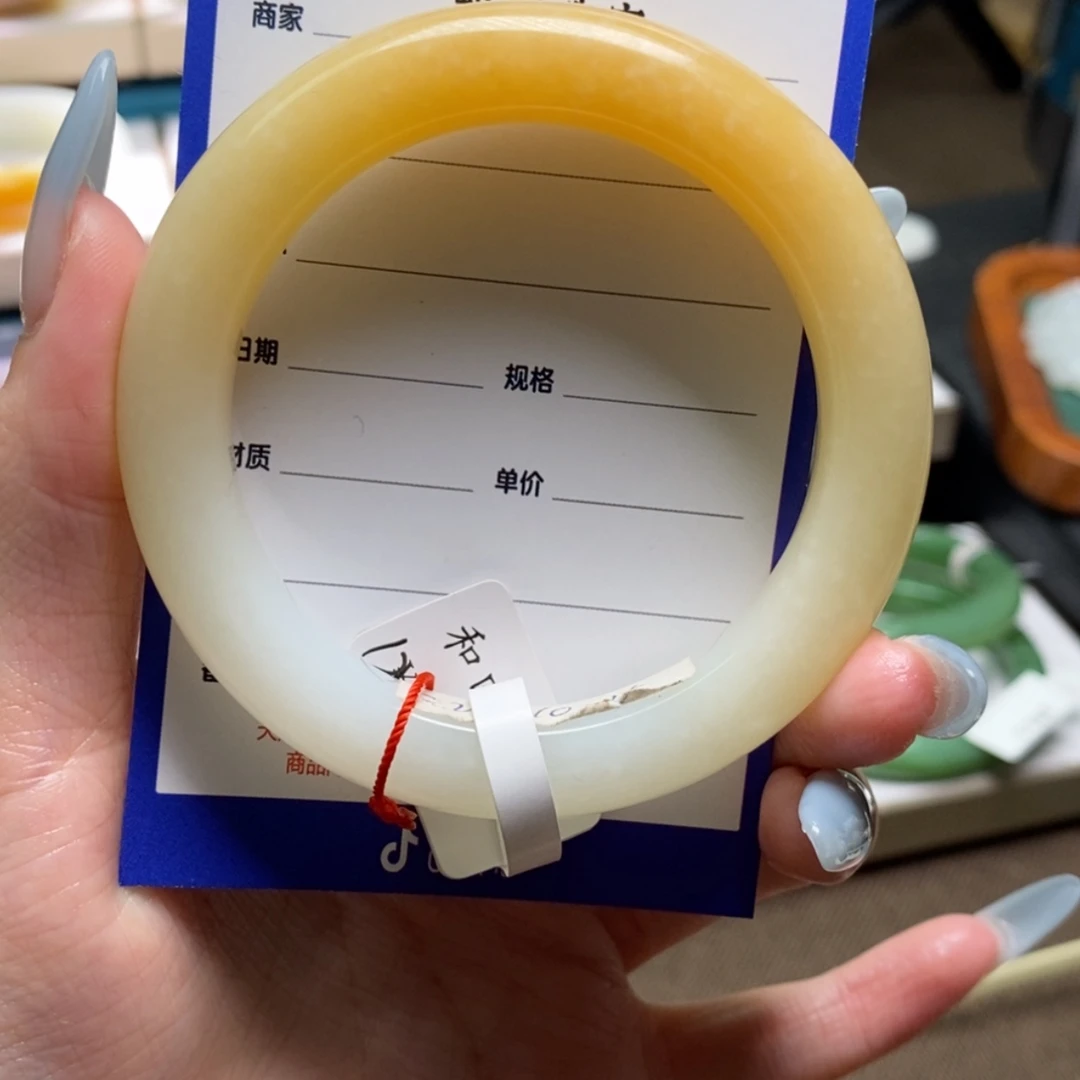 【闪购商品】和田玉手镯未镶嵌