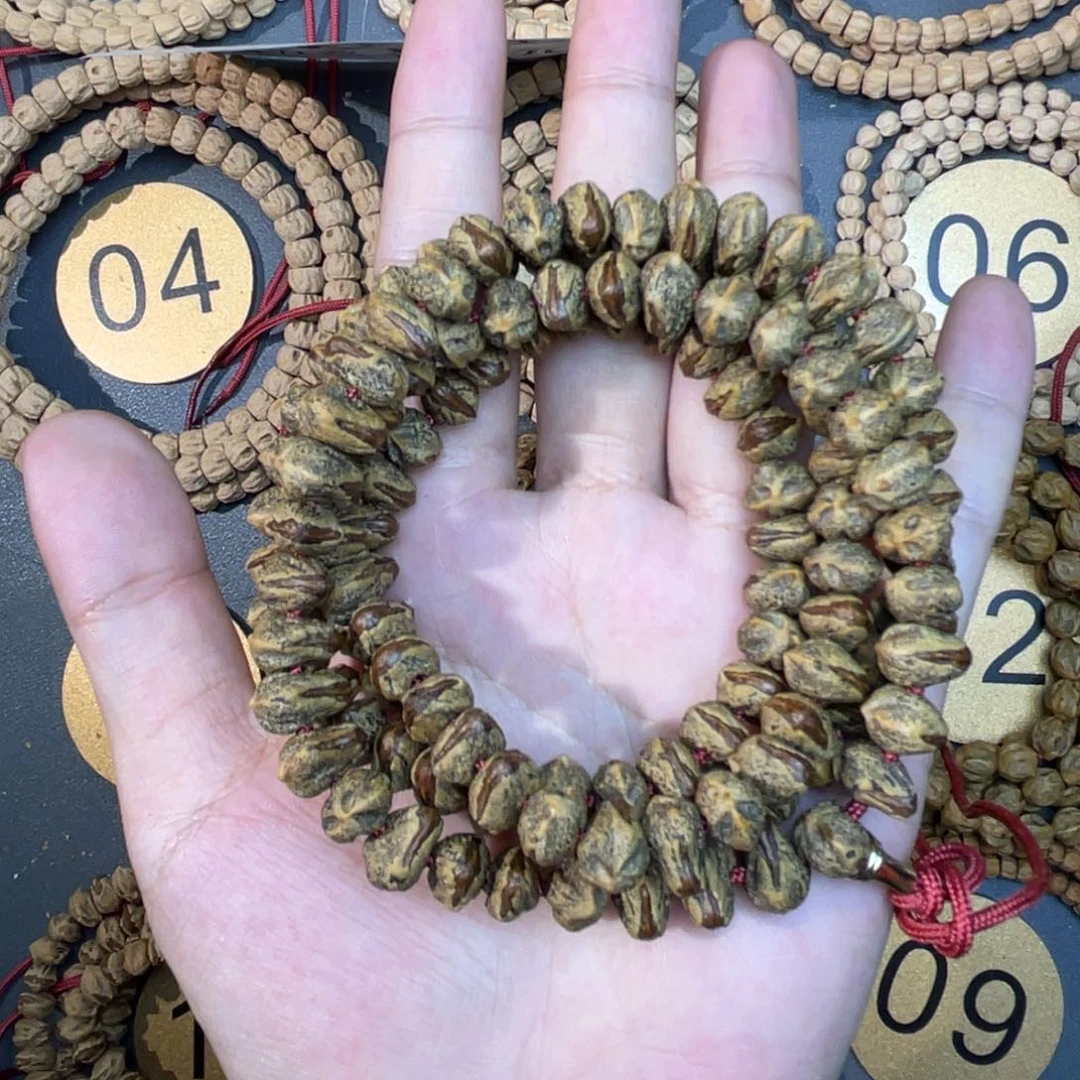 吊坠柏香籽/百香籽?**贤