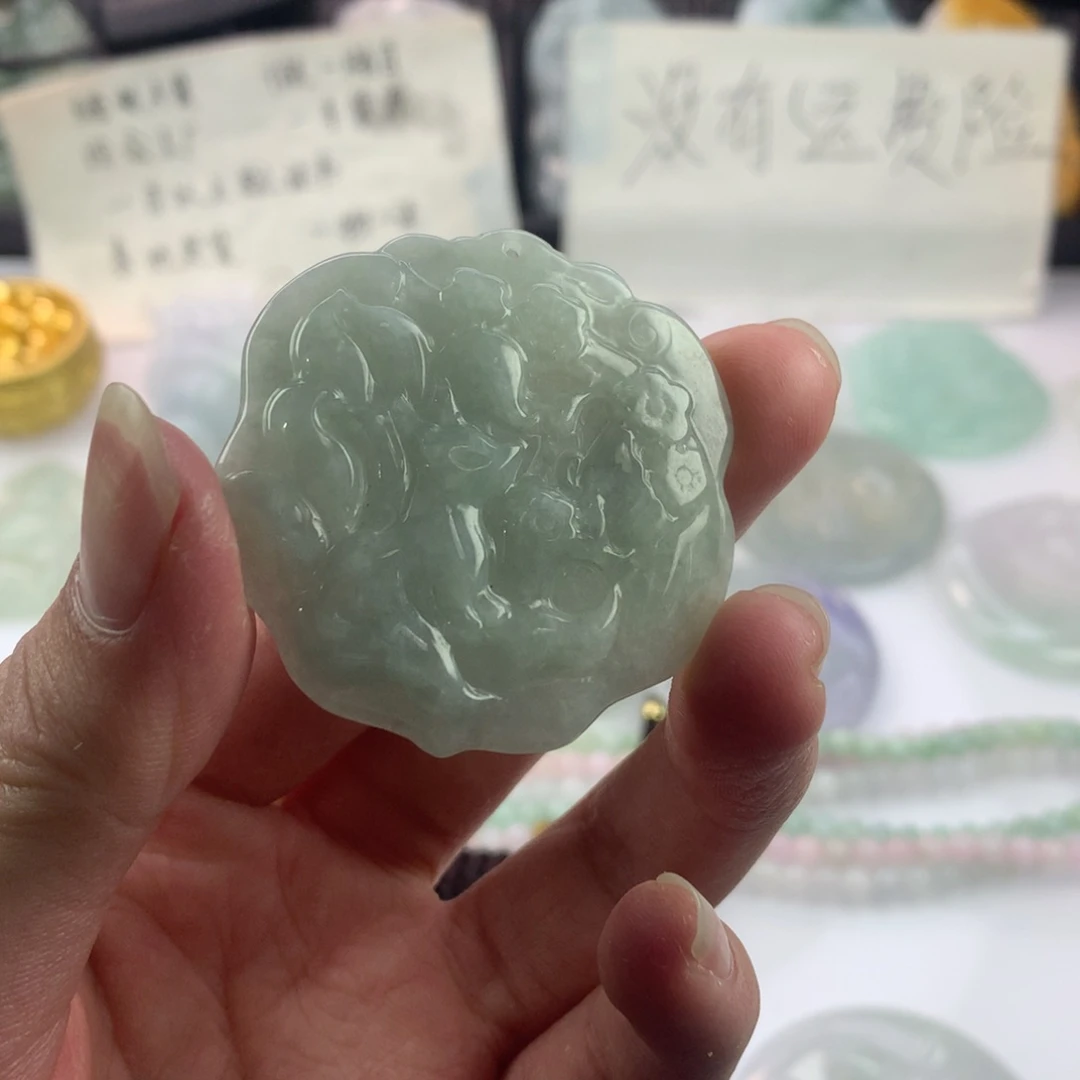 翡翠颈饰未镶嵌一
