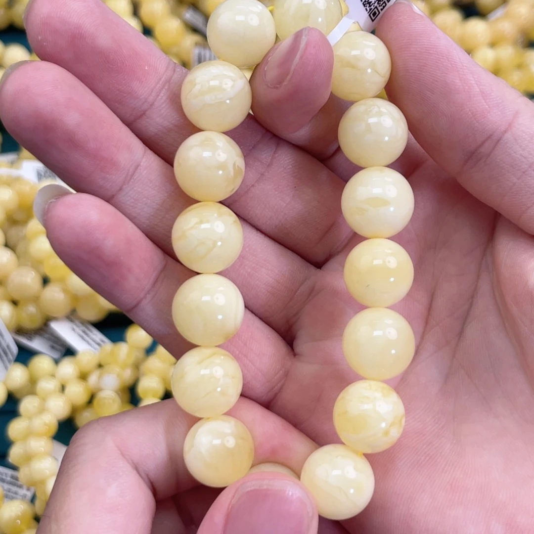 未镶嵌琥珀珠宝奇石125