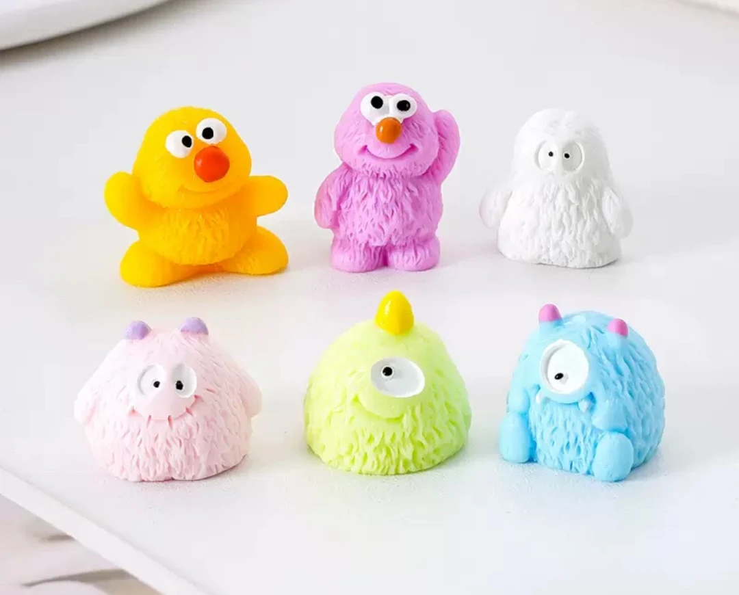 【一点也不丑】微景观大眼颠仔怪兽diy饰品办公桌摆件