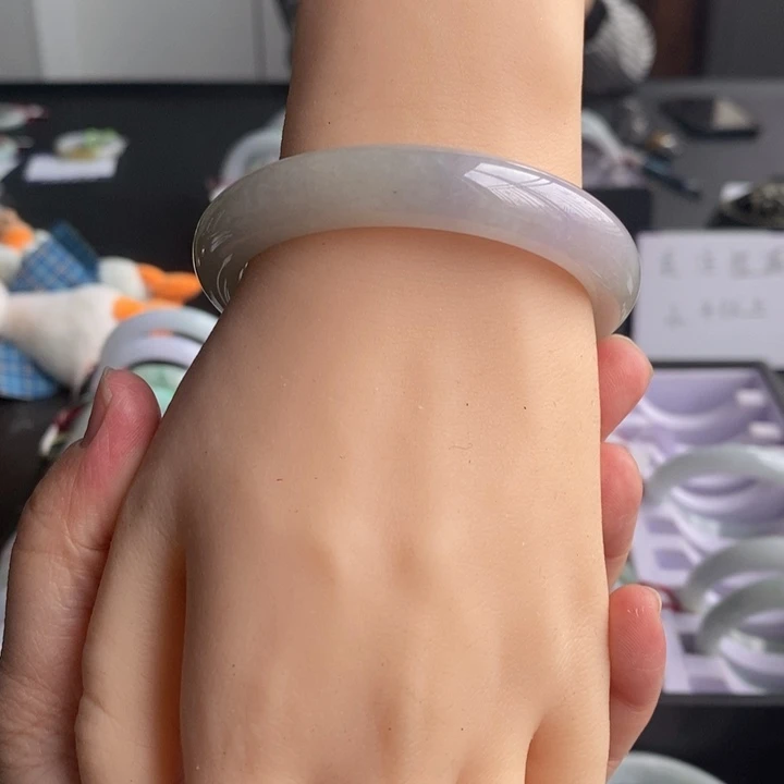 翡翠未镶嵌手镯翡翠手镯