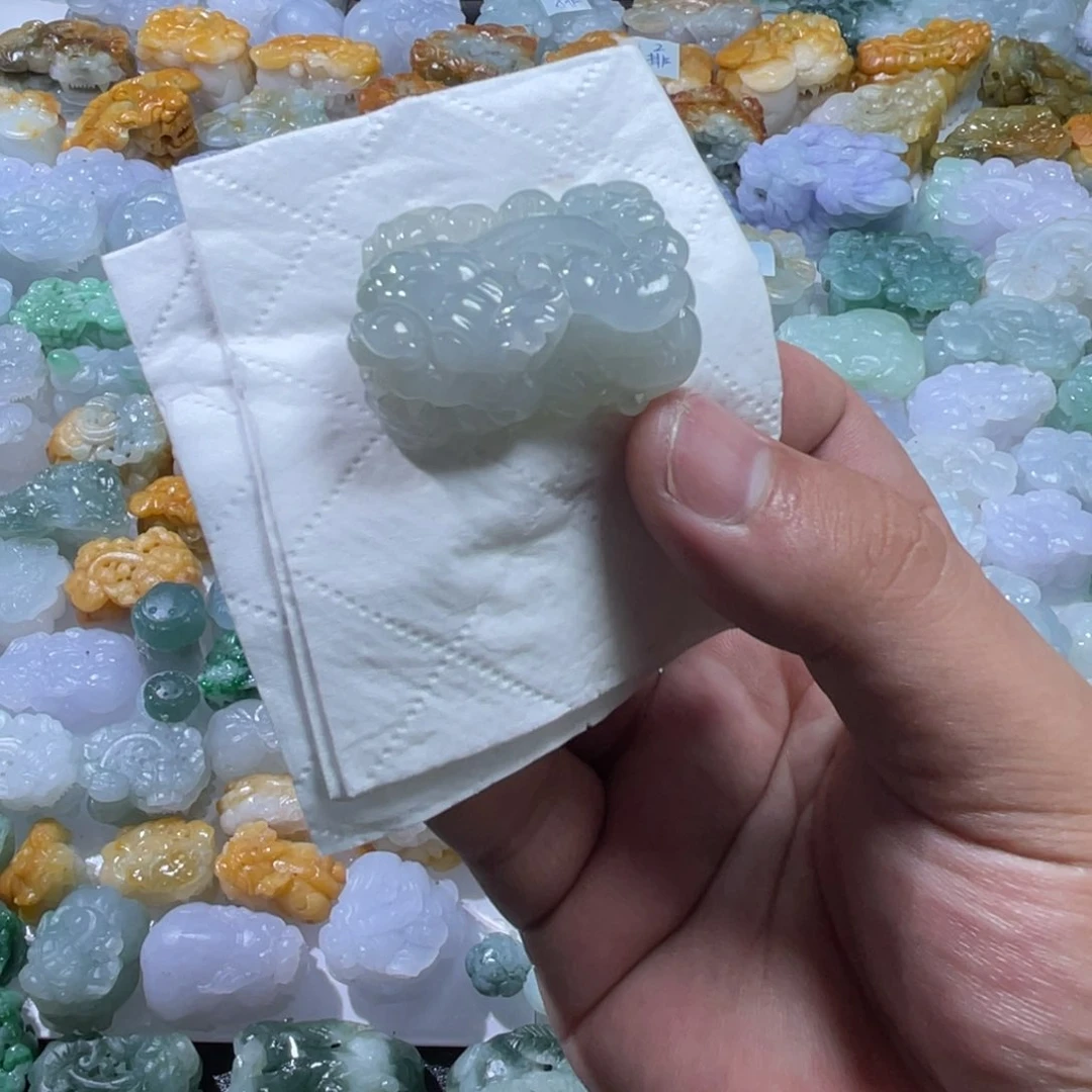 翡翠未镶嵌颈饰天然