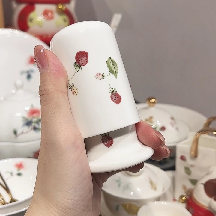 瓷片牙签棉签罐1个瓷片