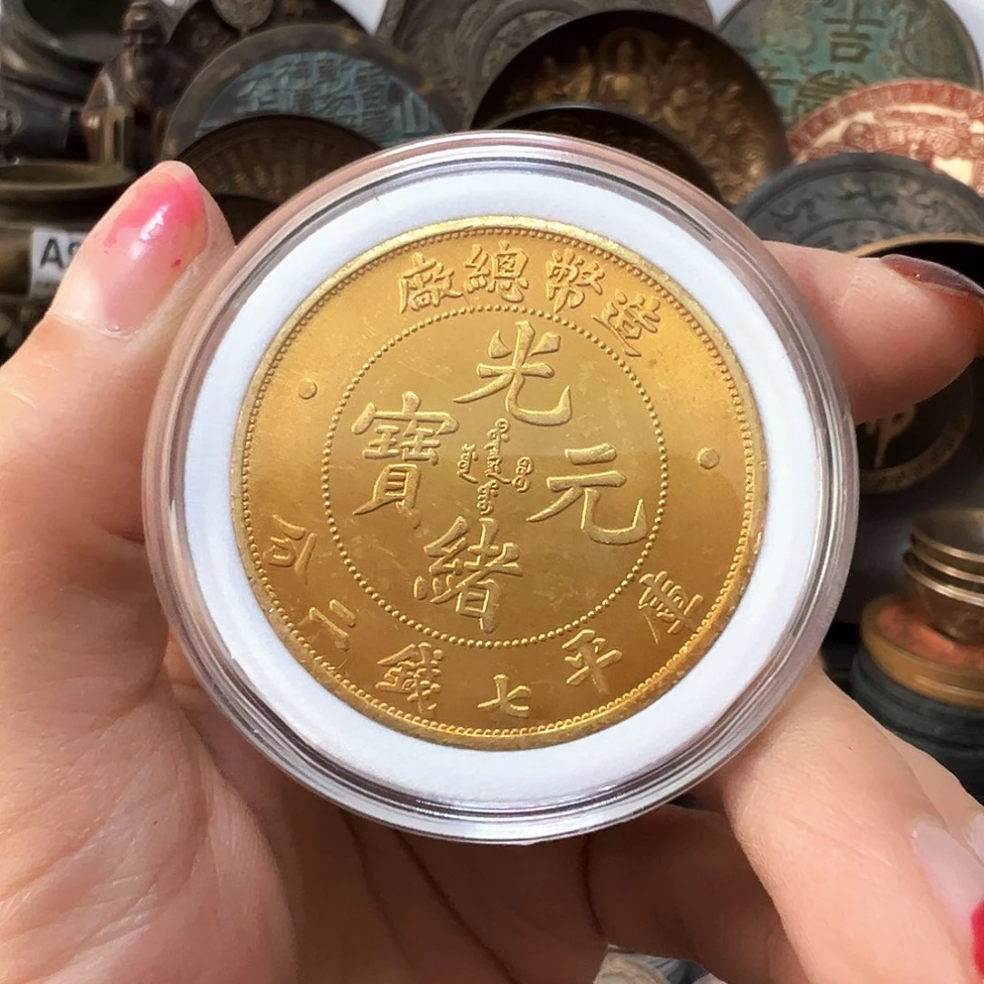 金属复古风格摆件