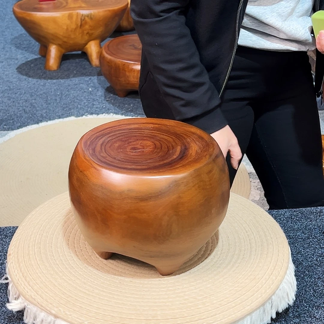 11 号香樟木尺寸：23-23-18cm