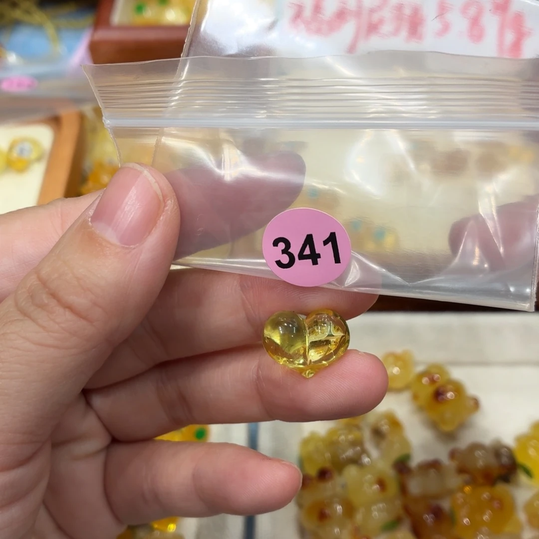 琥珀未镶嵌珠宝奇石