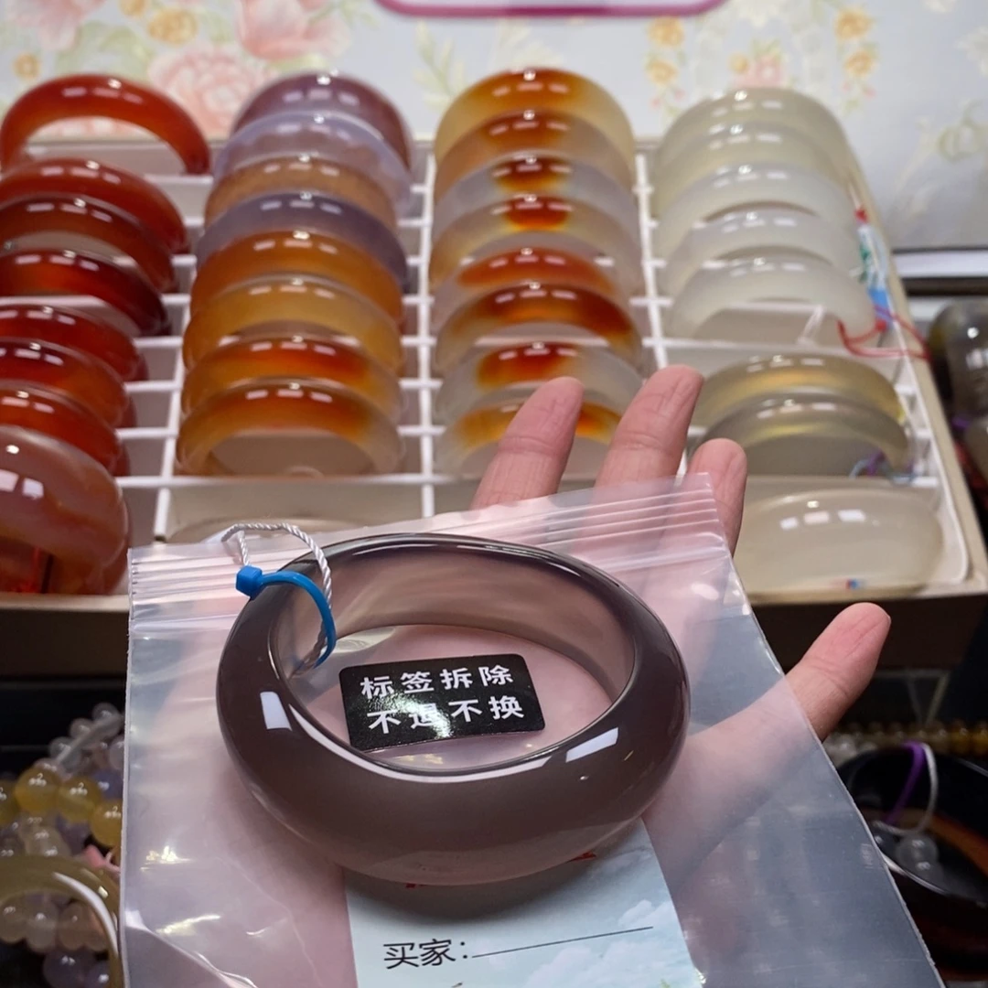 k****玛瑙/玉髓未镶嵌手镯渐变