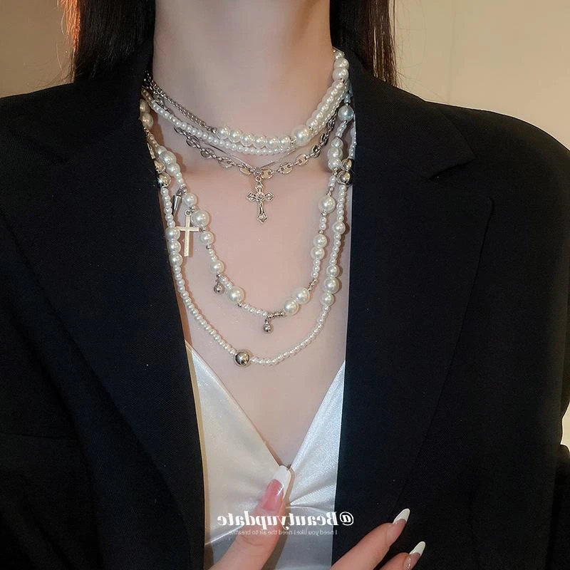 钛钢锆石项链 法式轻奢款十字架项链欧美可叠戴式锁骨链百搭甜酷