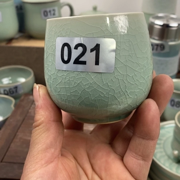 杯子原碎釉，原产地汝客