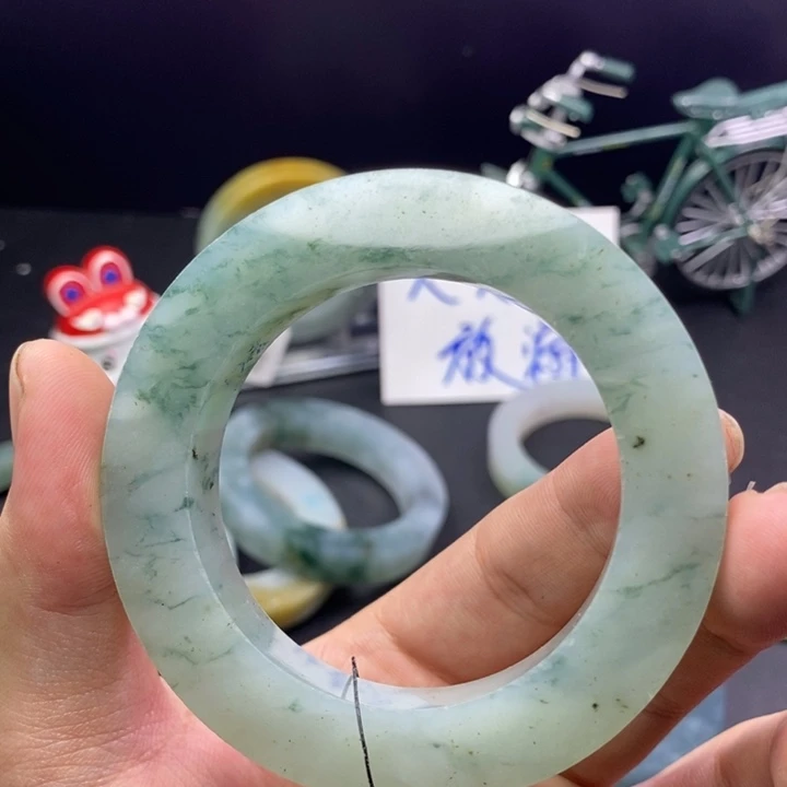 定制翡翠手镯翡翠定制A货未镶嵌