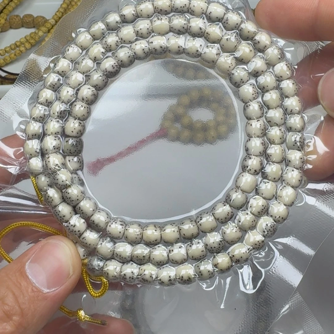 手串星月菩提石玉料7×6河豚大留白