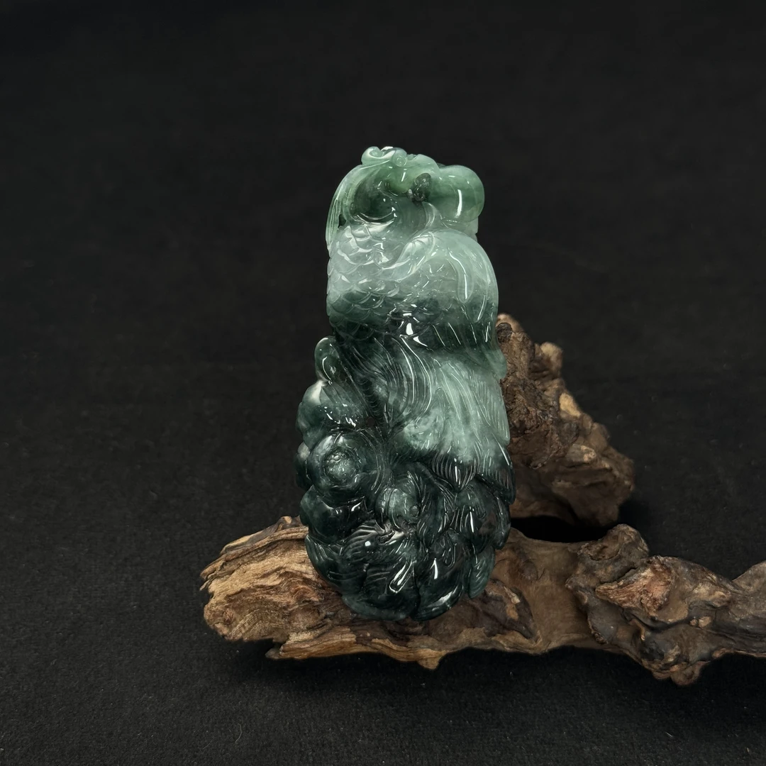 【诚翠拍品第一百零五期午】翡翠72吊坠GBL3116